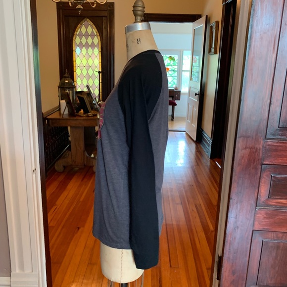 Harry Potter T-shirt from Universal Studios S EUC - Picture 3 of 6